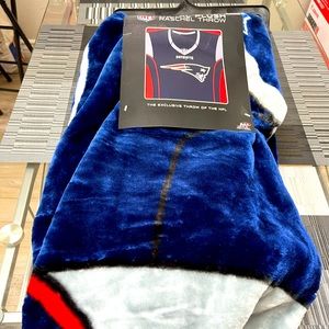 New England Patriots Plush Blanket